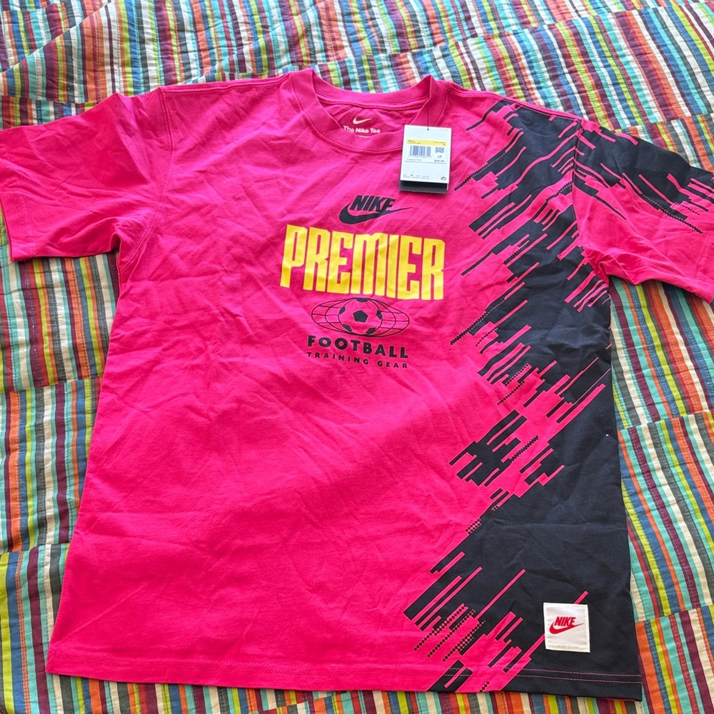 Sale Nike Pink & Black Premier Football Graphic Tee size small loose fit NWT